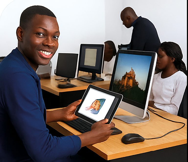 Pourquoi choisir Medianet Formation pour votre carrière numérique ?
